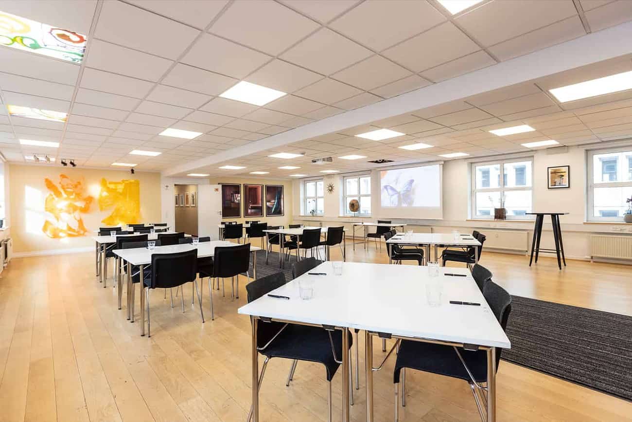 Mødelokale 12 hos MBK Kursuscenter i København K