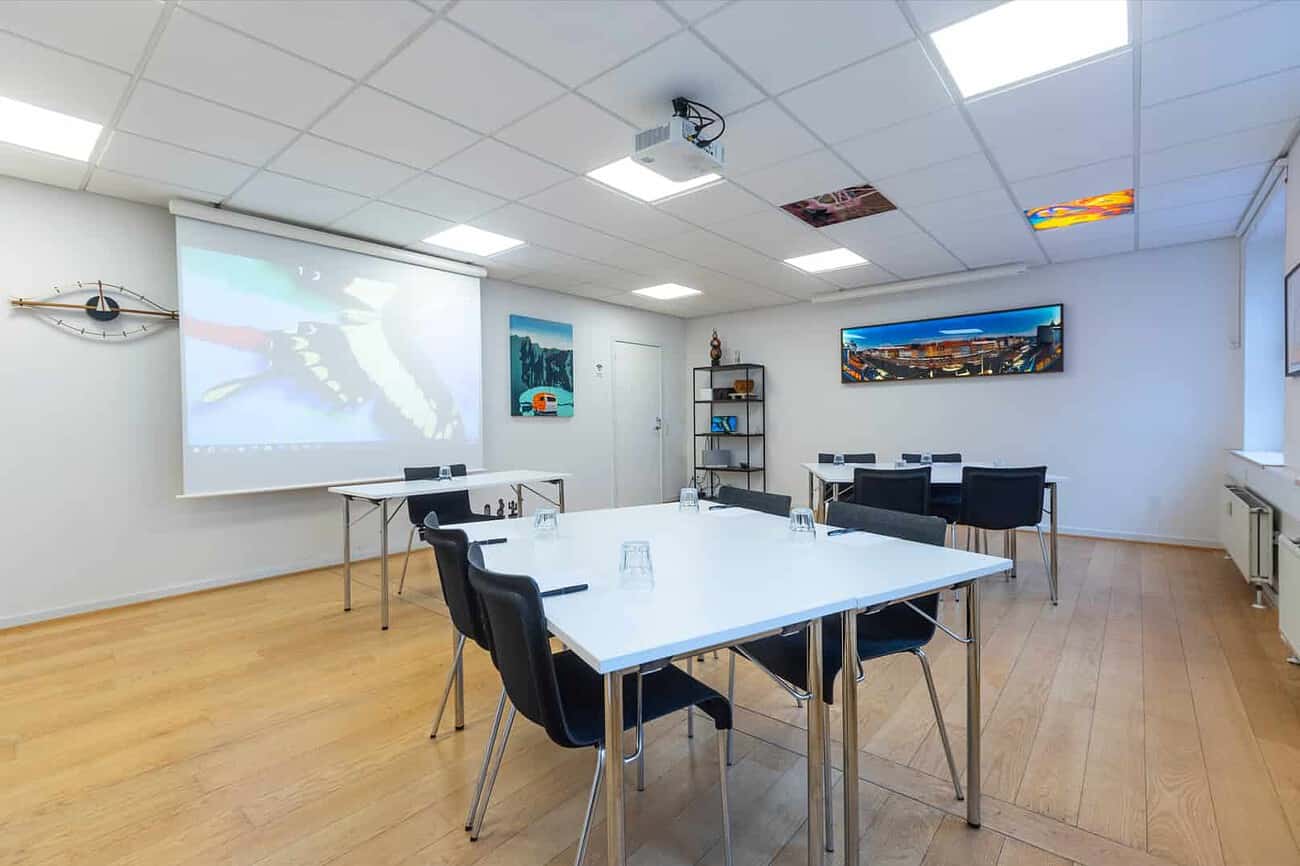 Mødelokale 2 hos MBK Kursuscenter i København K