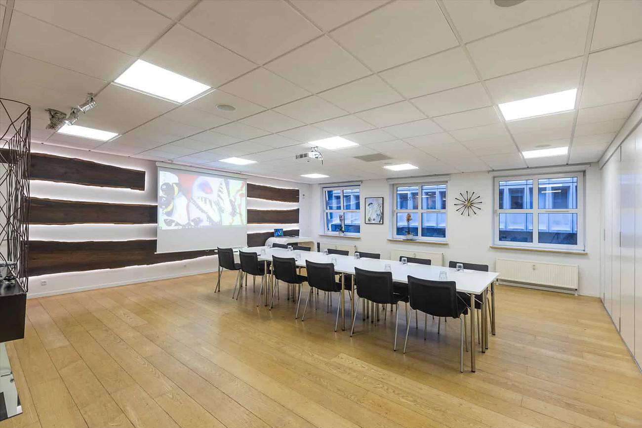 Mødelokale 4 hos MBK Kursuscenter i København K