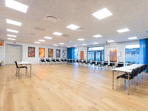 Mødelokalet "Teatret" hos MBK Kursuscenter i København K
